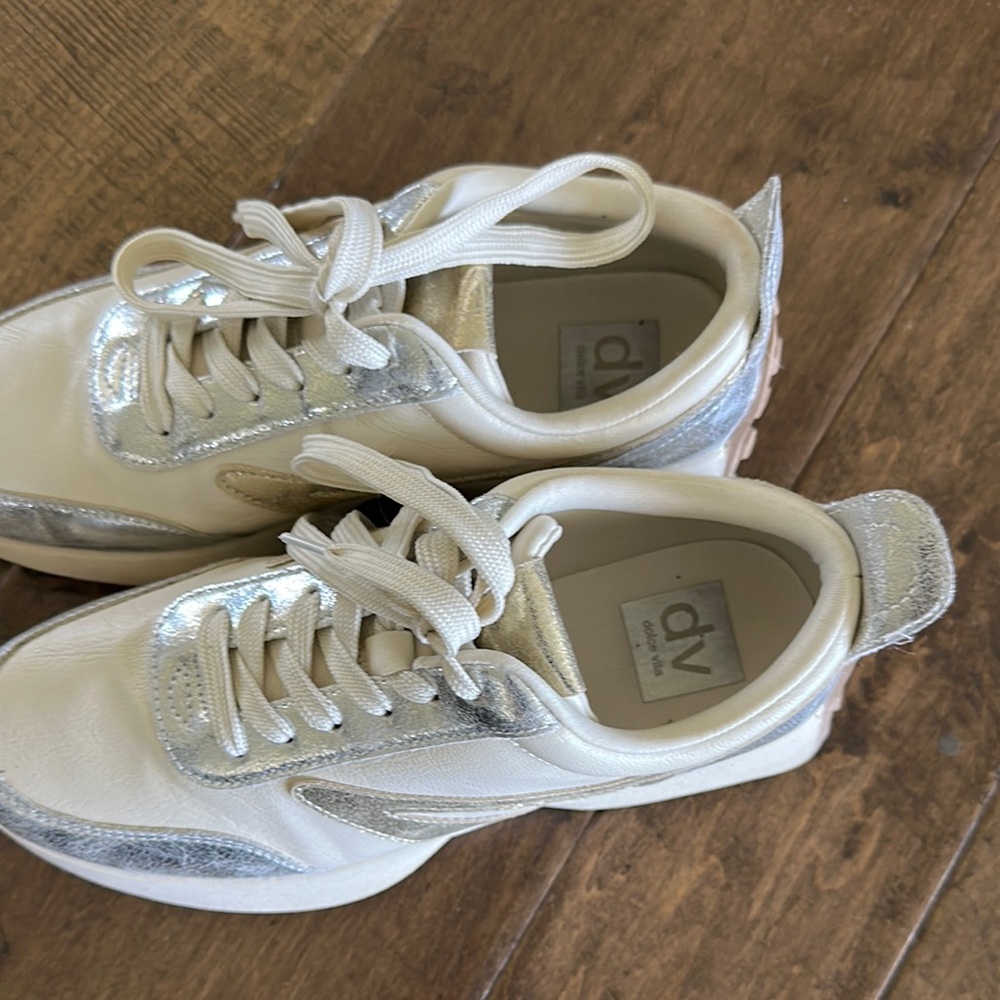 DV by Dolce Vita Cream and Silver Sneakers